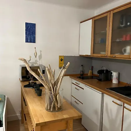 Charmant Studio A Giens Proche De La Mer Hyères